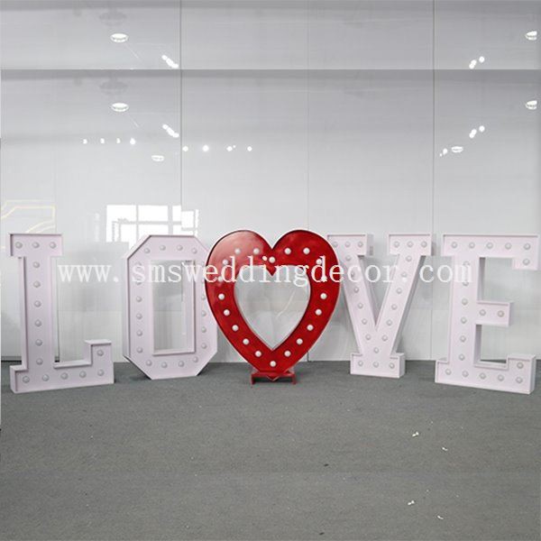 giant love light up letters