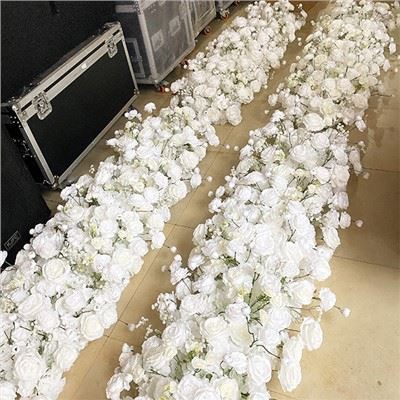 Cvjetni vijenac za stol