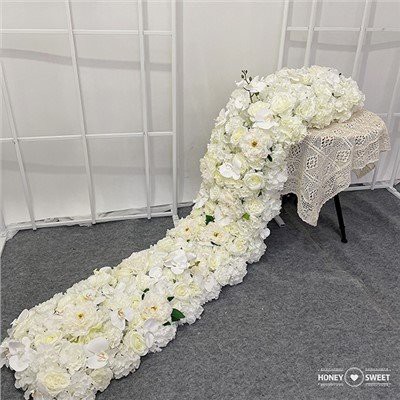 Cvjetni stalak za svadbeni stol