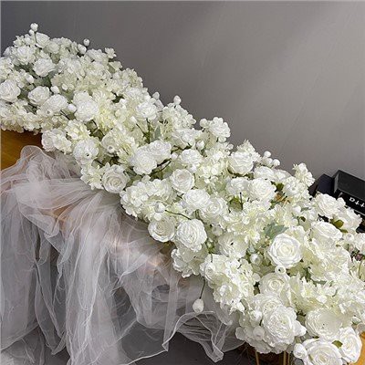 Bijeli cvijet trkač