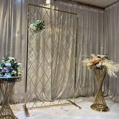 Metalna zidna pozadina za svijeće